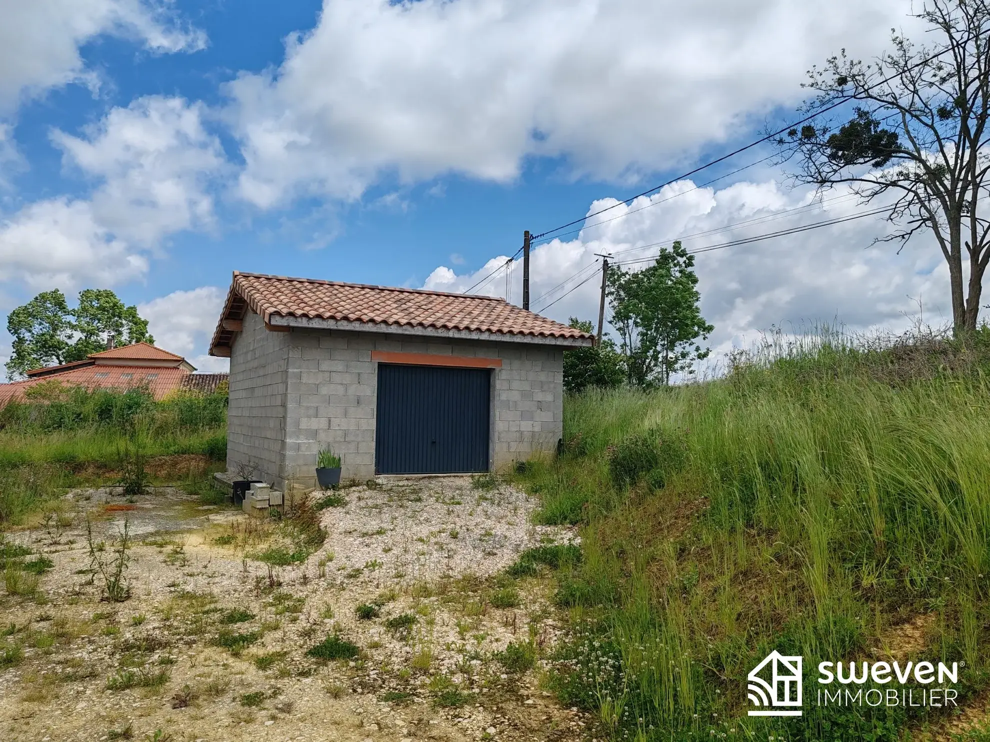 Maison construite en 2024 à terminer avec grand terrain à Lilhac (31230) 