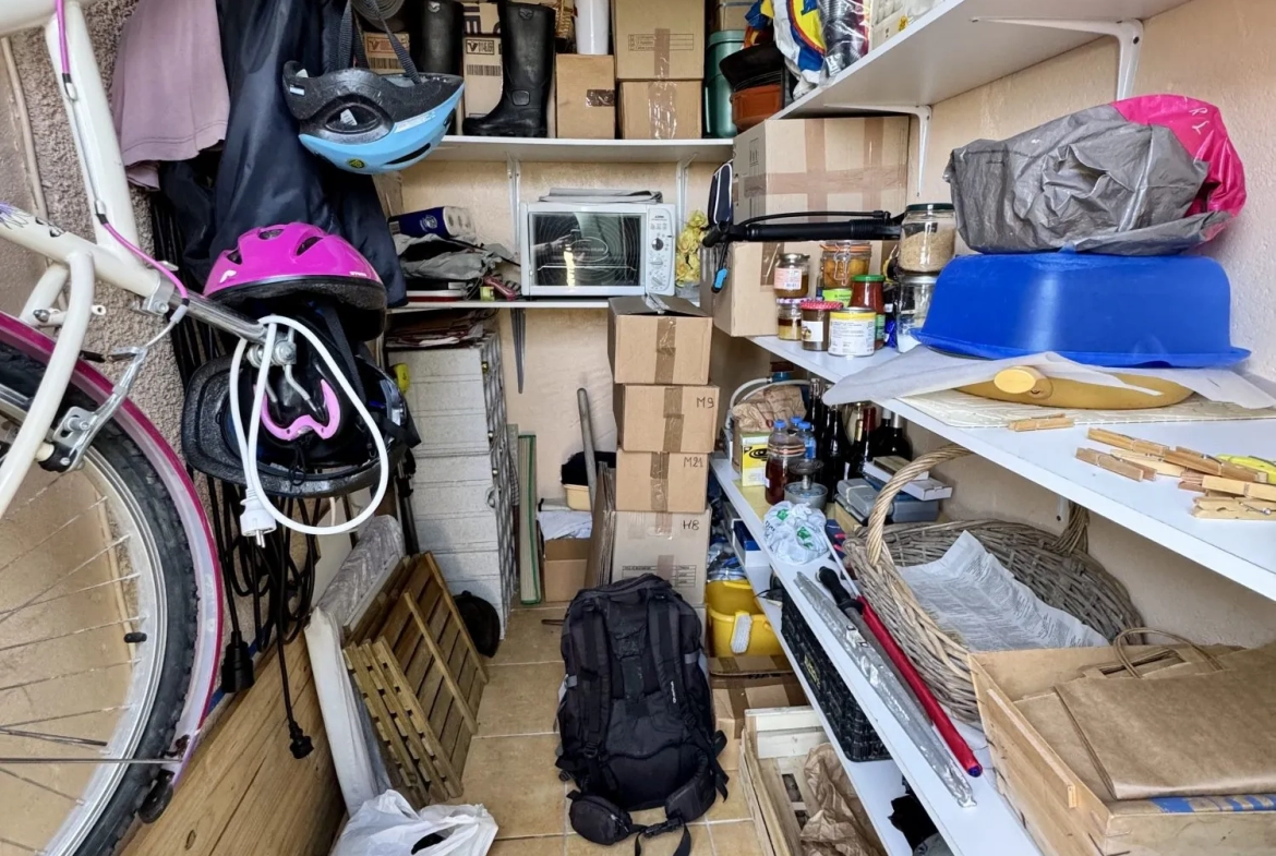 Studio avec mezzanine à Gruissan Les Ayguades, vue lagune, parking privé 