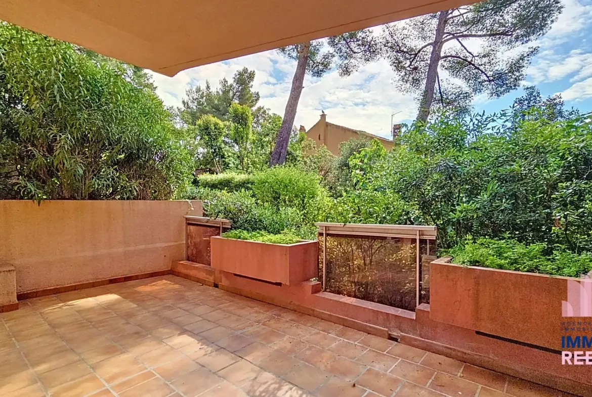 Appartement 2 pièces avec grande terrasse à Tamaris, La Seyne-sur-Mer 