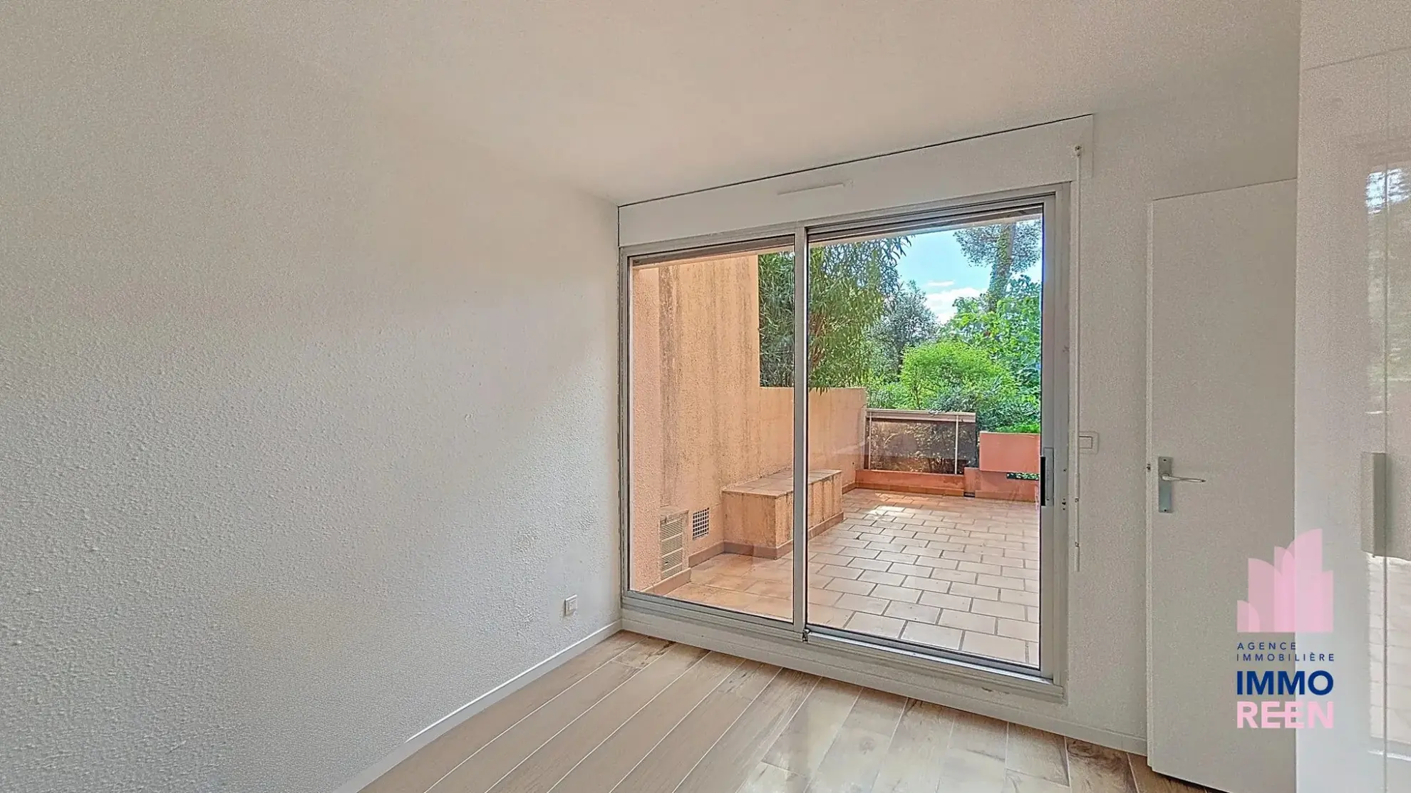 Appartement 2 pièces avec grande terrasse à Tamaris, La Seyne-sur-Mer 