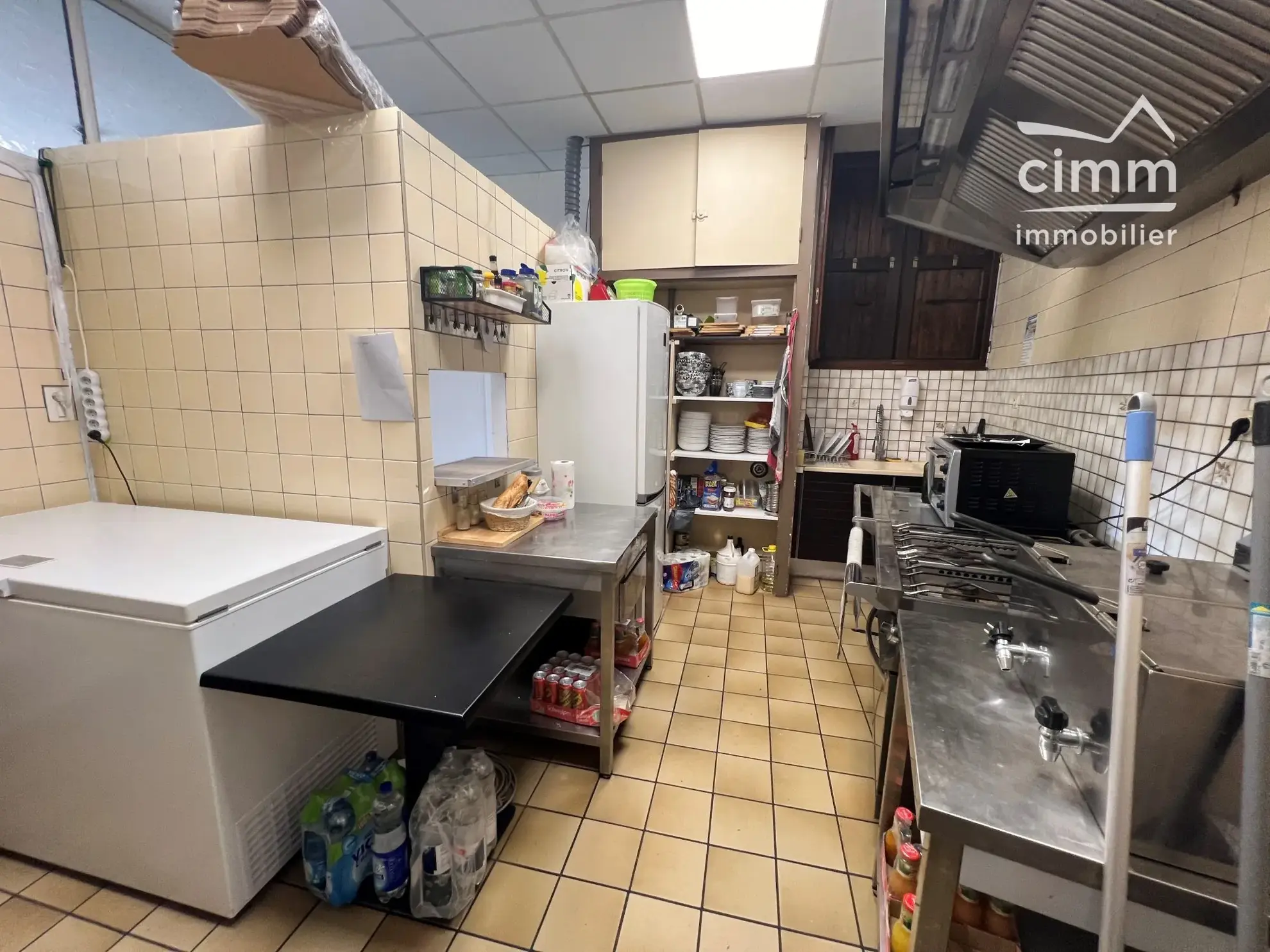 Fonds de commerce Café-Bar à vendre à Saint-Siméon-de-Bressieux avec terrasse et Licence 4 