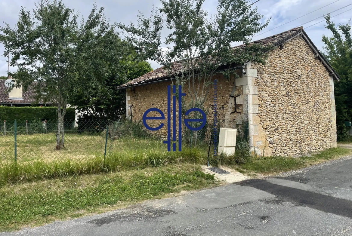 Belle opportunité d'investissement : grange en pierre avec garage à Coulounieix-Bourg 