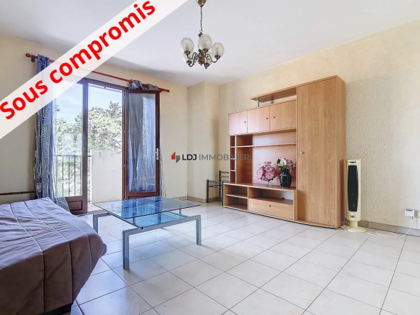 Appartement traversant 3 pièces avec balcon à Las Cobas à Perpignan