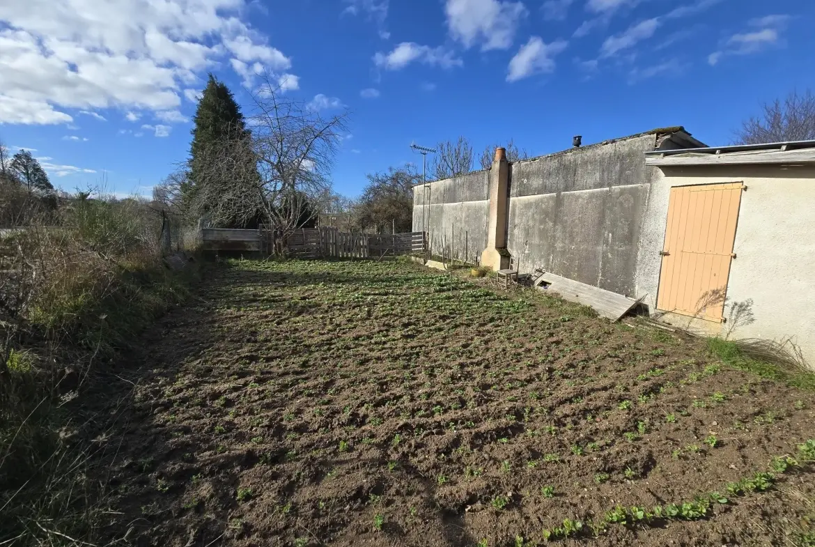 Terrain constructible divisible de 2600 m² à Limoges Sud 
