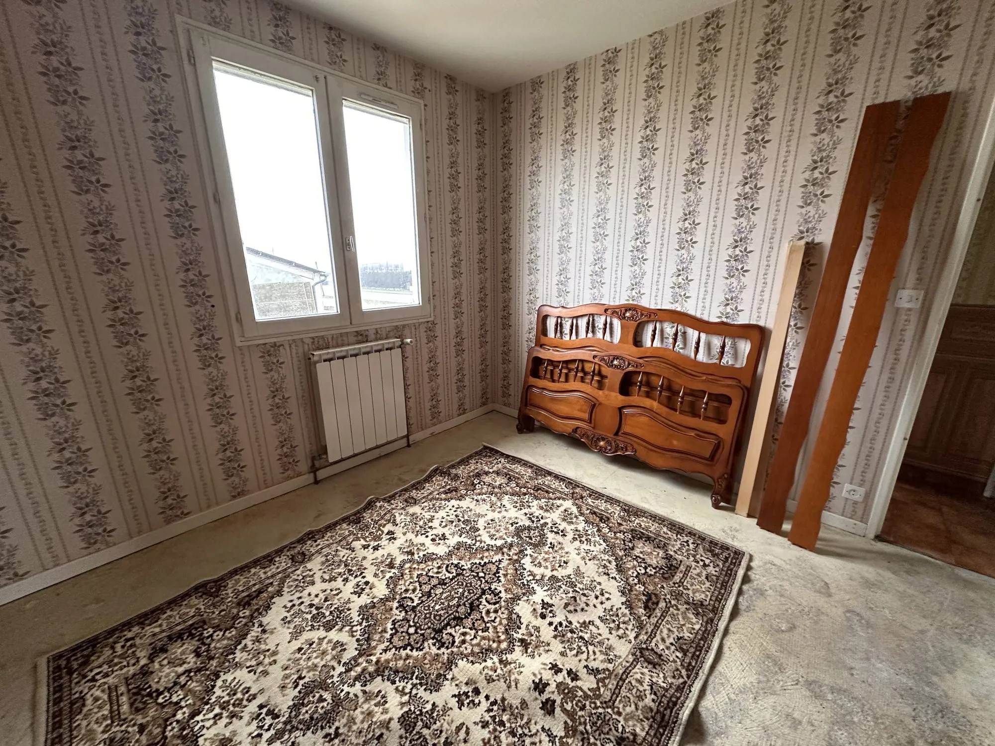 Maison à vendre à Ussel de 115 m² avec grand terrain et garage 