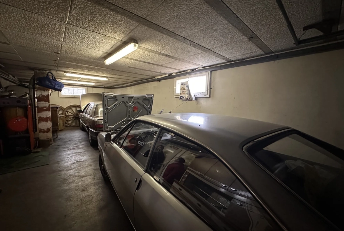 Maison à vendre à Ussel de 115 m² avec grand terrain et garage 