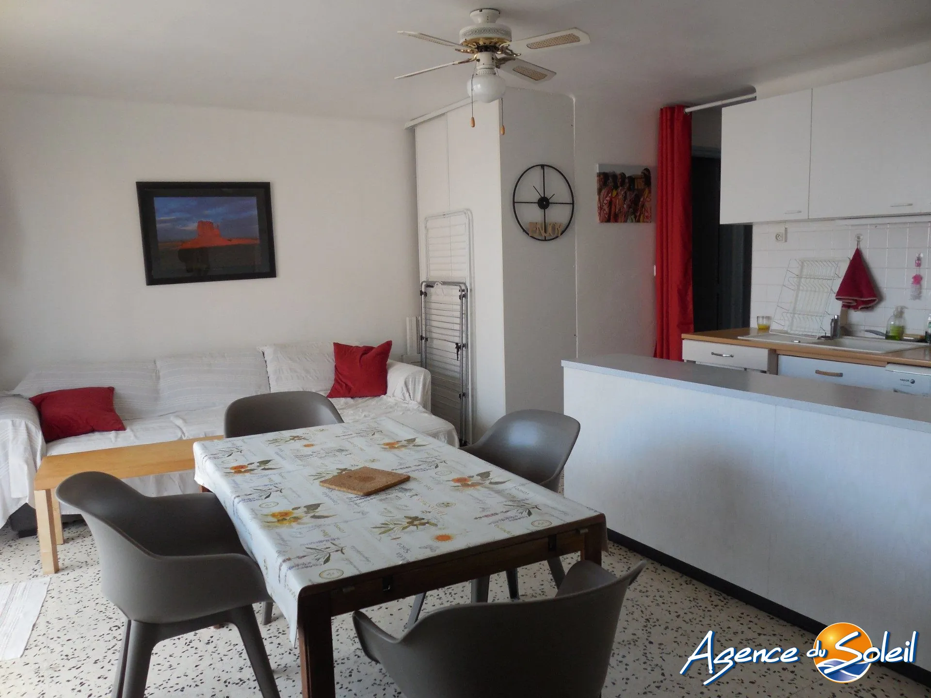 Appartement T2 bis à Port-la-Nouvelle avec balcon près de la plage 
