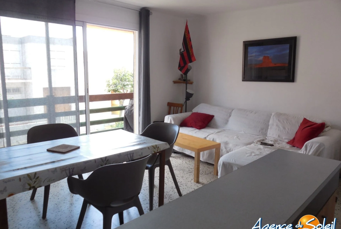 Appartement T2 bis à Port-la-Nouvelle avec balcon près de la plage 