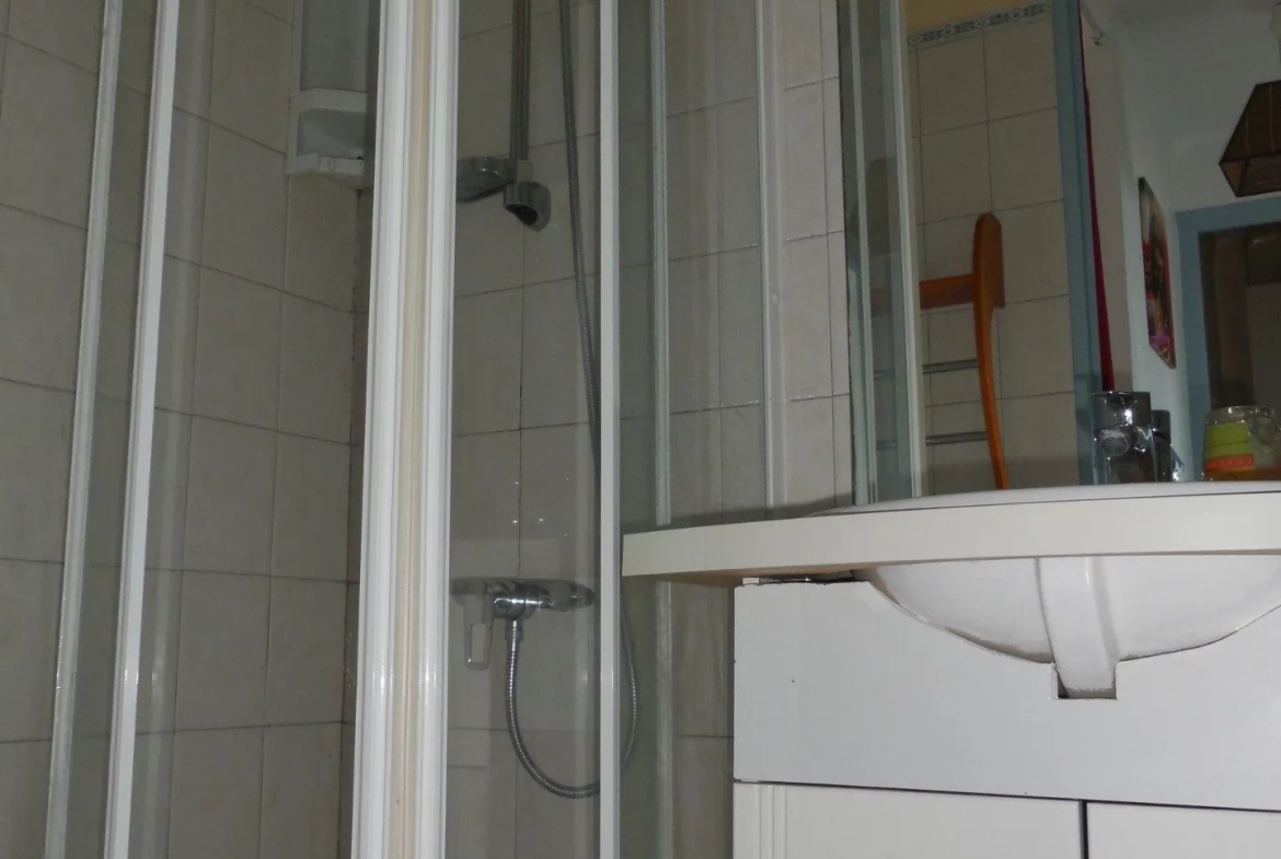 Appartement T2 bis à Port-la-Nouvelle avec balcon près de la plage 
