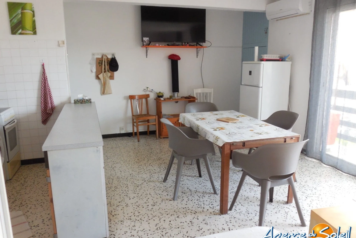 Appartement T2 bis à Port-la-Nouvelle avec balcon près de la plage 