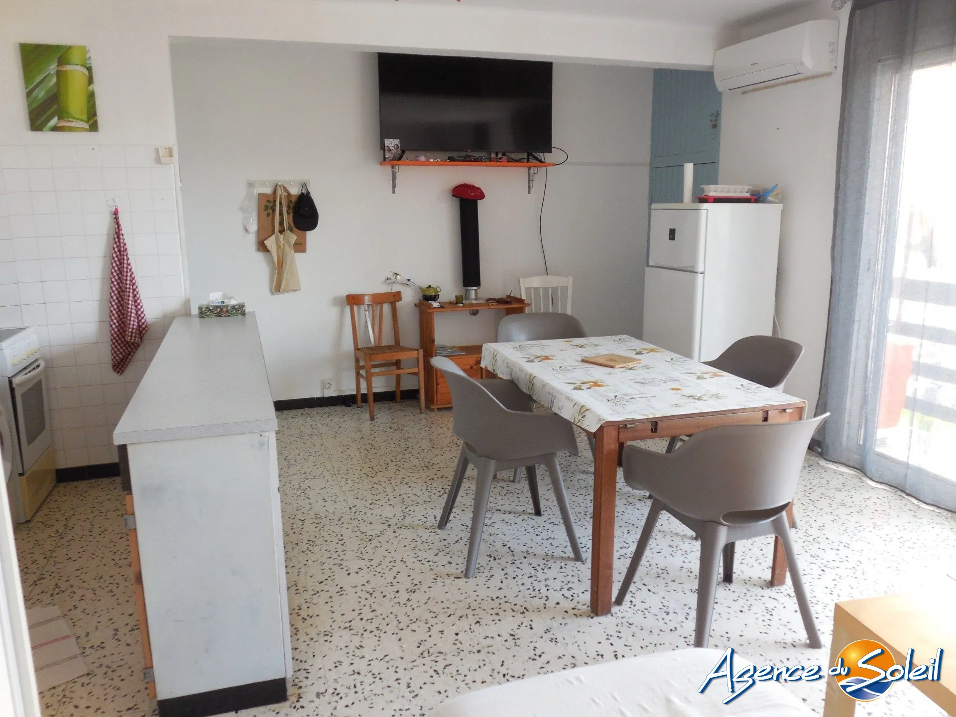 Appartement T2 bis à Port-la-Nouvelle avec balcon près de la plage 