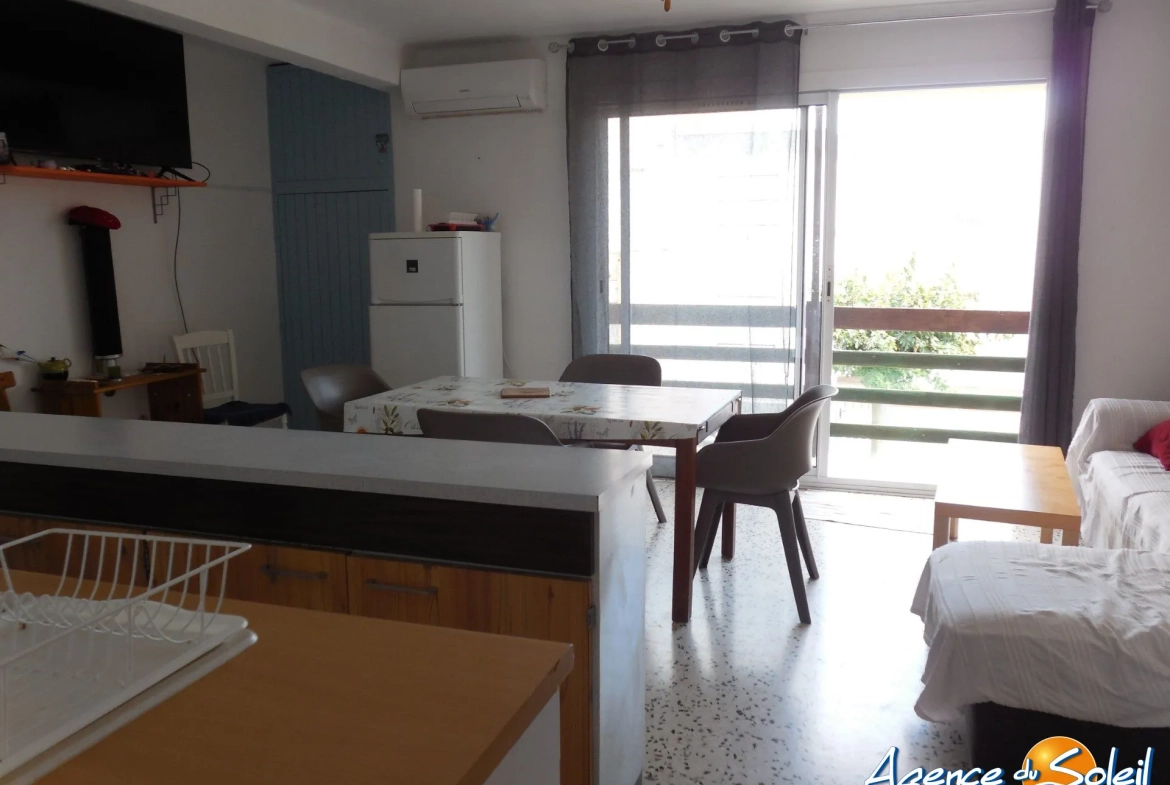 Appartement T2 bis à Port-la-Nouvelle avec balcon près de la plage 