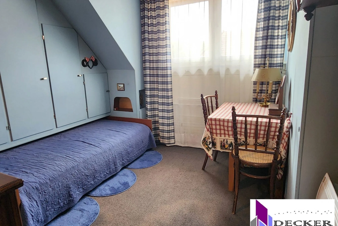 Appartement T3 meublé de 60m² avec terrasse dans le vieux village de La Petite Pierre 