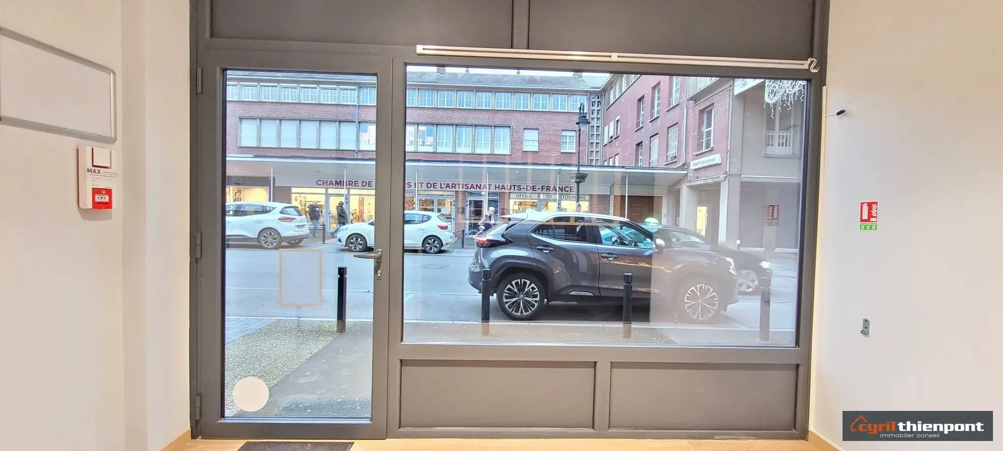 Local commercial de 30 m² avec vitrine en hyper-centre d'Abbeville 