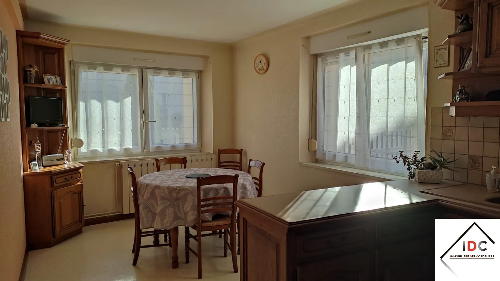 Maison de village à vendre avec jardin et garage près de Dieuze 