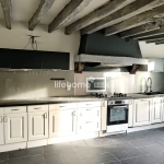 Maison de campagne de 200 m² avec piscine et grand terrain près de Saint-Vaury