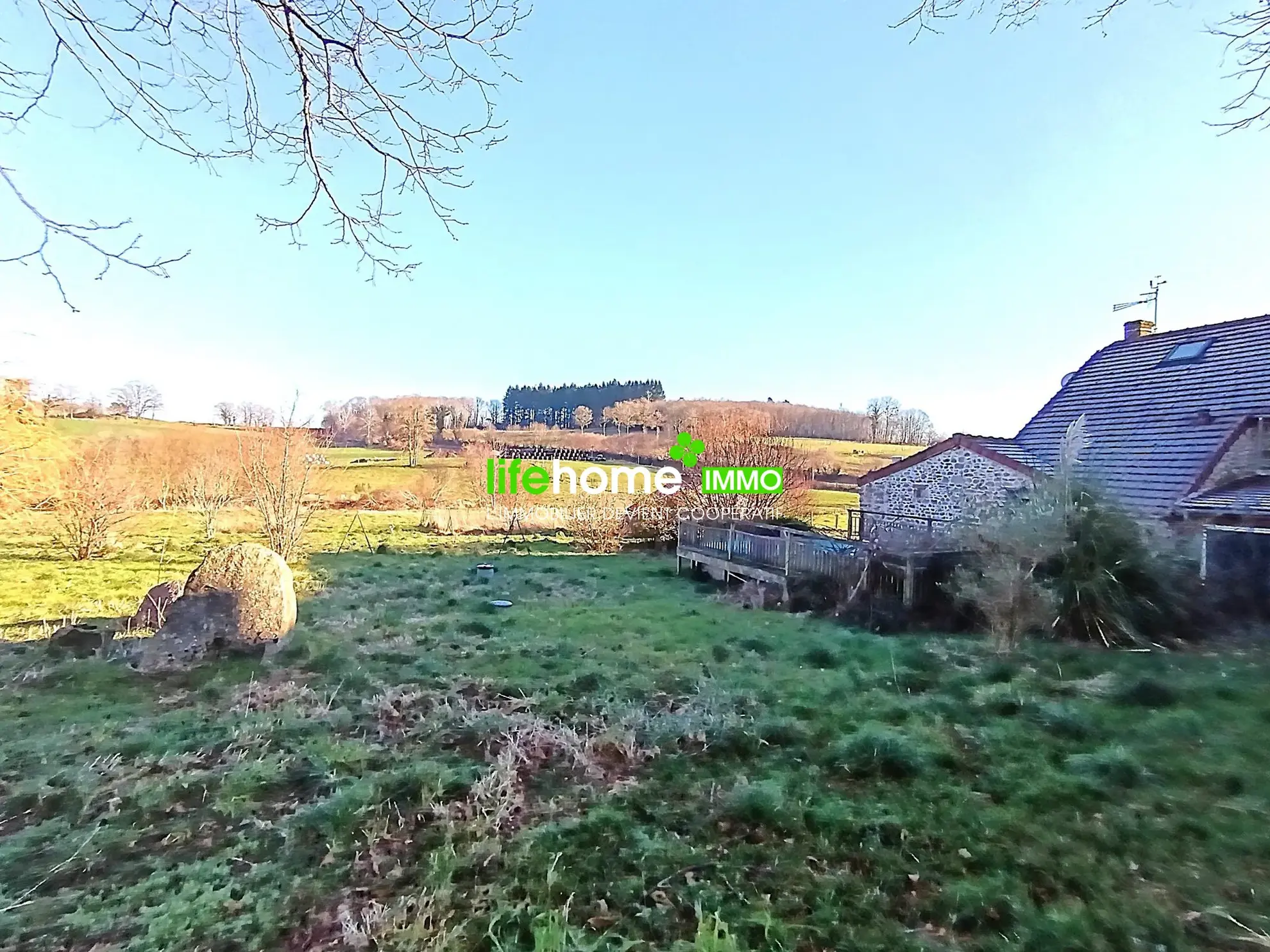Maison de campagne 200 m² avec piscine, terrain de 6197 m² près de Saint-Vaury 