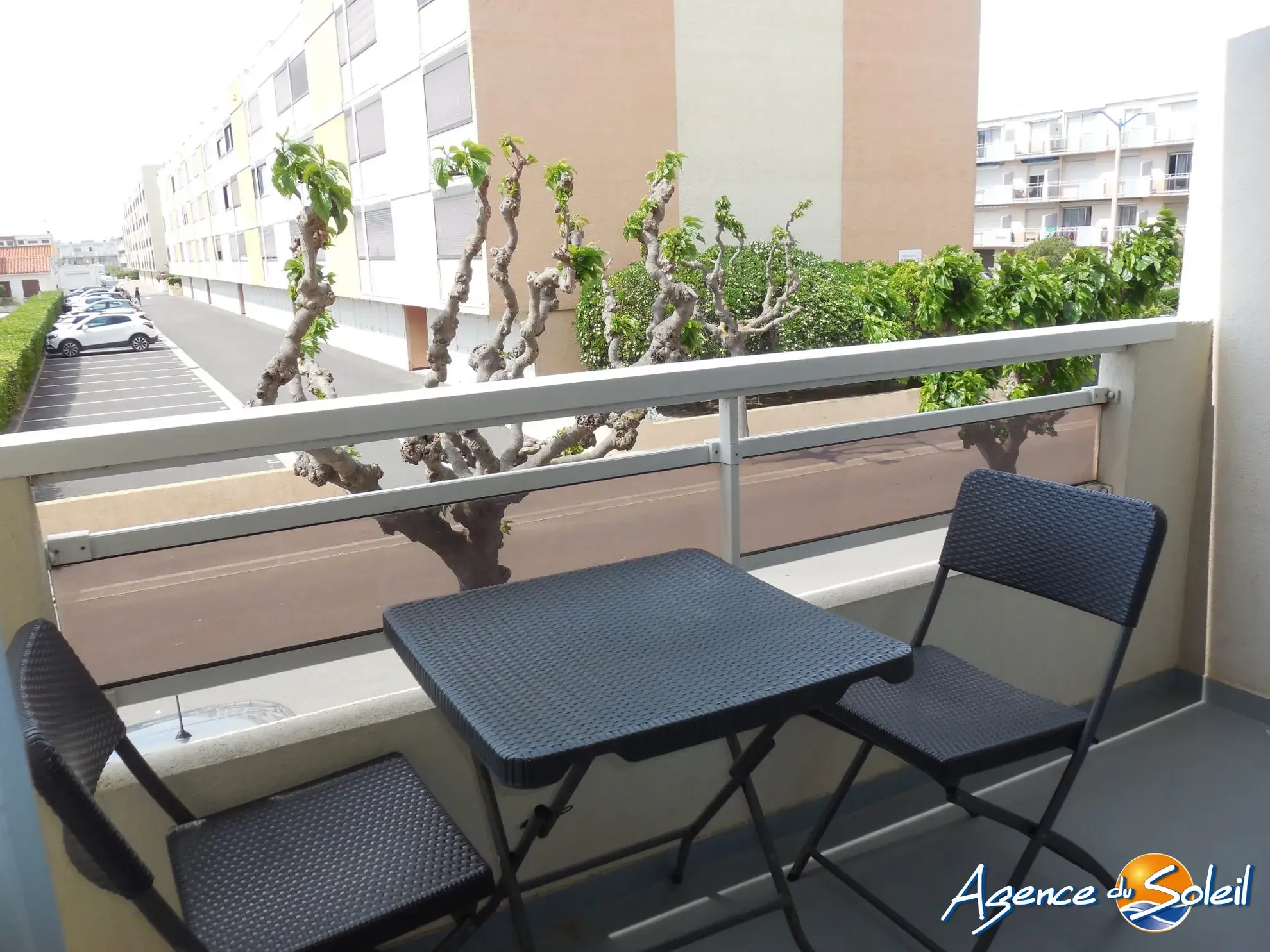 Appartement T3 en vente à Port-la-Nouvelle avec balcon, garage et vue mer 