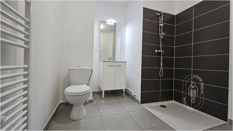 Achat appartement T2 neuf à Loos avec balcon et parking en sous-sol 