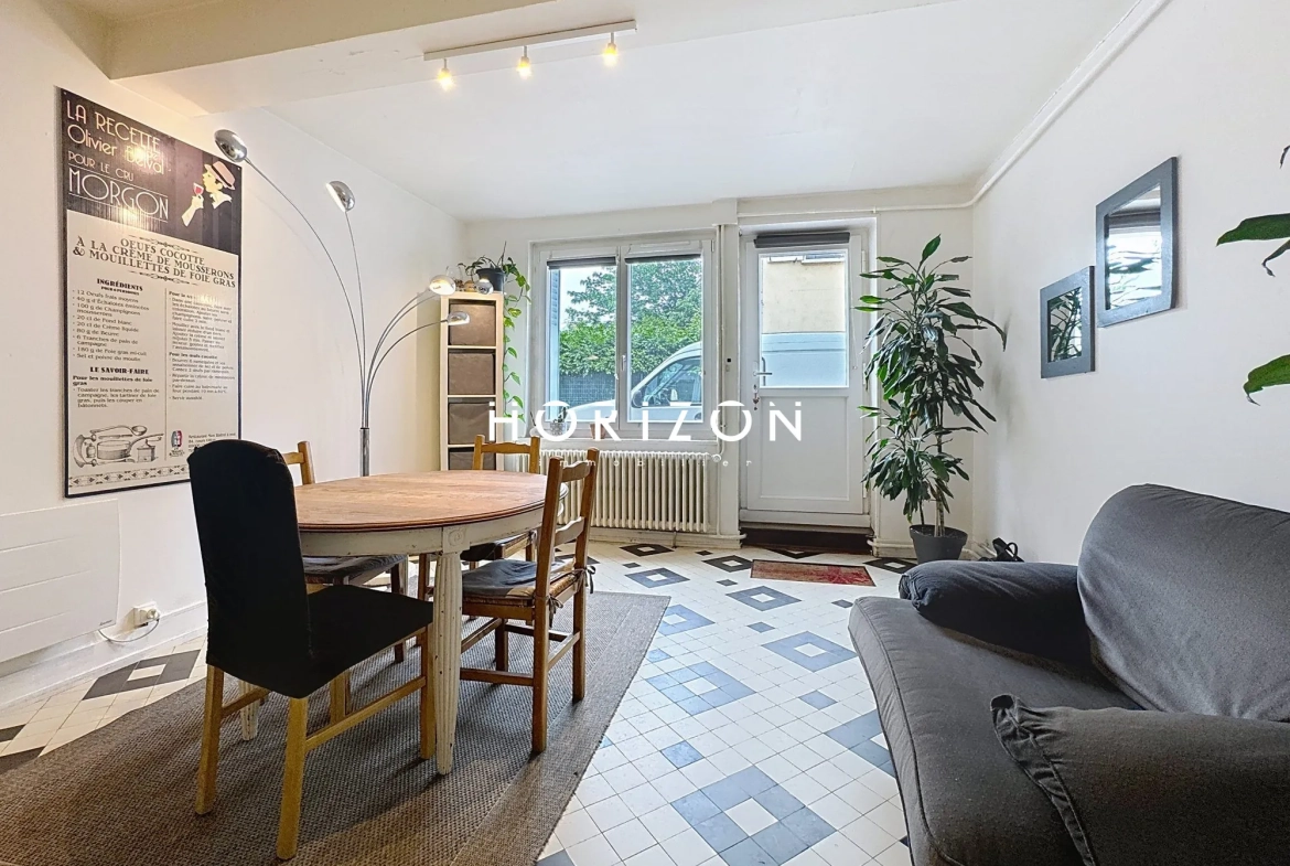 Maison de ville à Thoissey de 94 m² avec jardin et 4 chambres 
