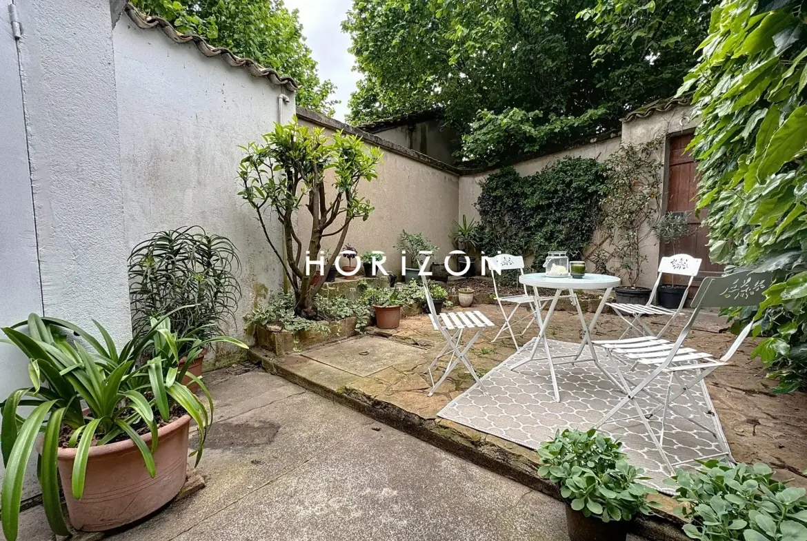 Maison de ville à Thoissey de 94 m² avec jardin et 4 chambres 