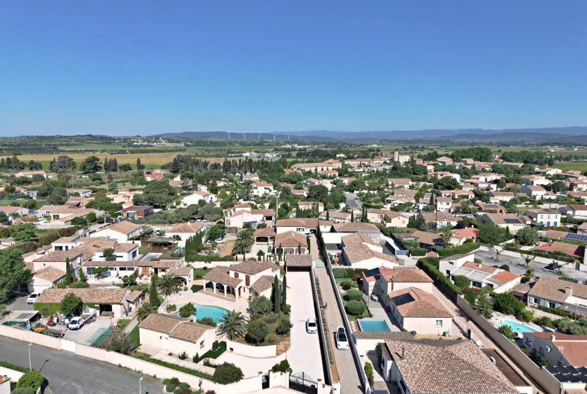 Belle villa T4 avec jardin, garage et équipements modernes au Somail près de Narbonne 
