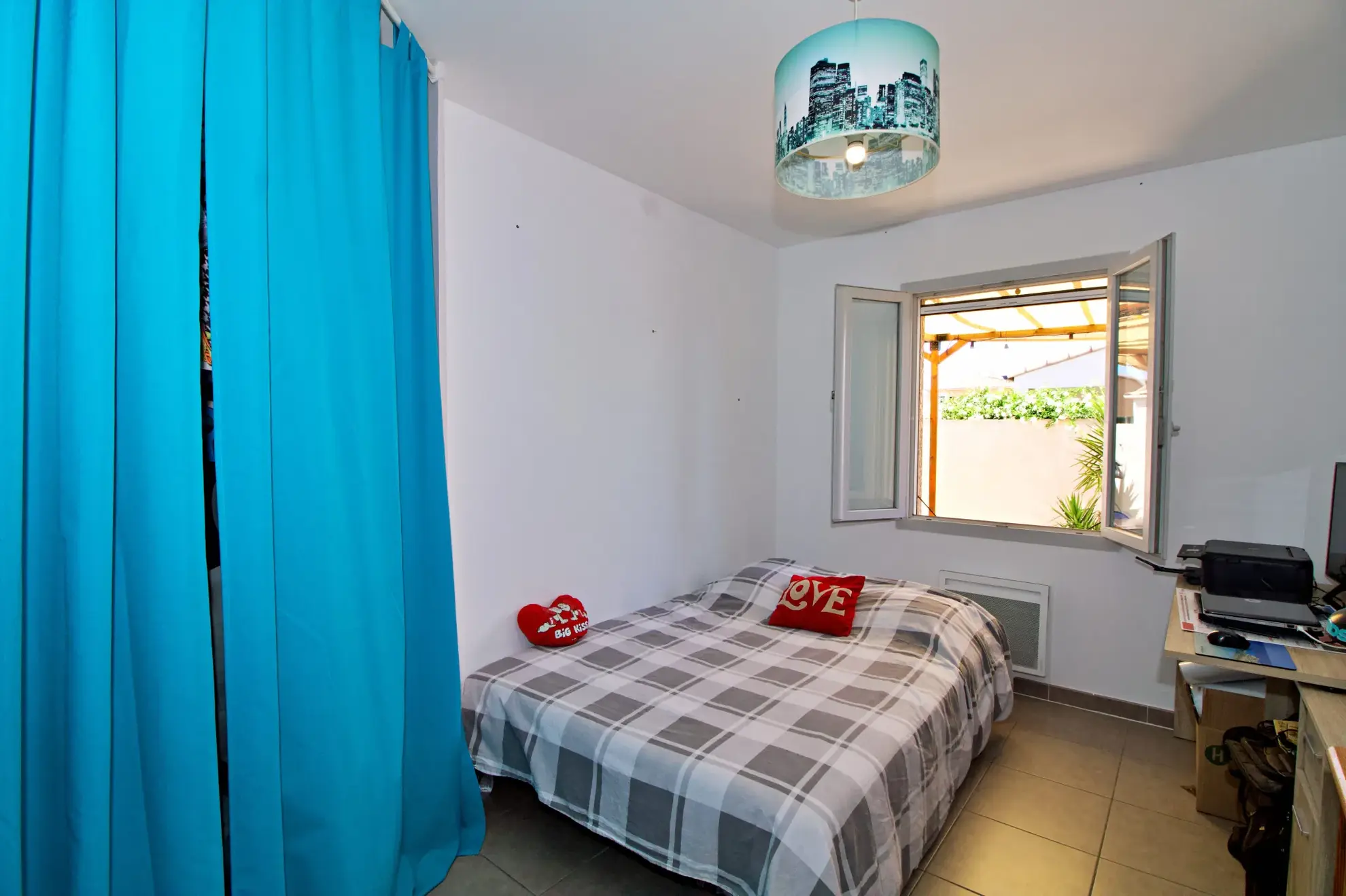 Belle villa T4 avec jardin, garage et équipements modernes au Somail près de Narbonne 