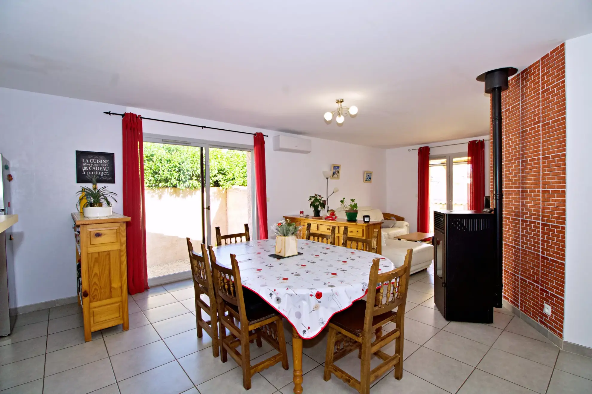 Belle villa T4 avec jardin, garage et équipements modernes au Somail près de Narbonne 