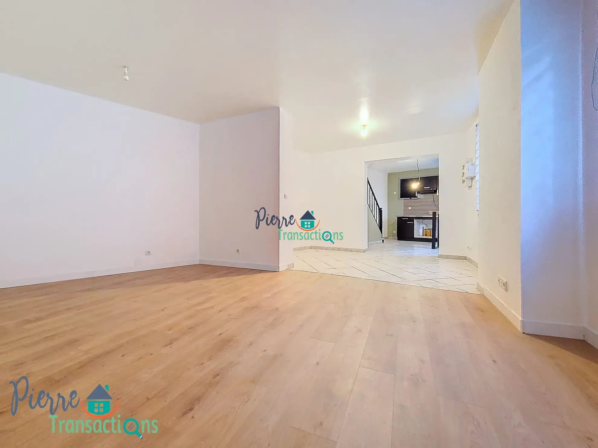 Maison à vendre à Bolbec - 4 chambres, bon état, idéale investisseurs ou primo-accédants 
