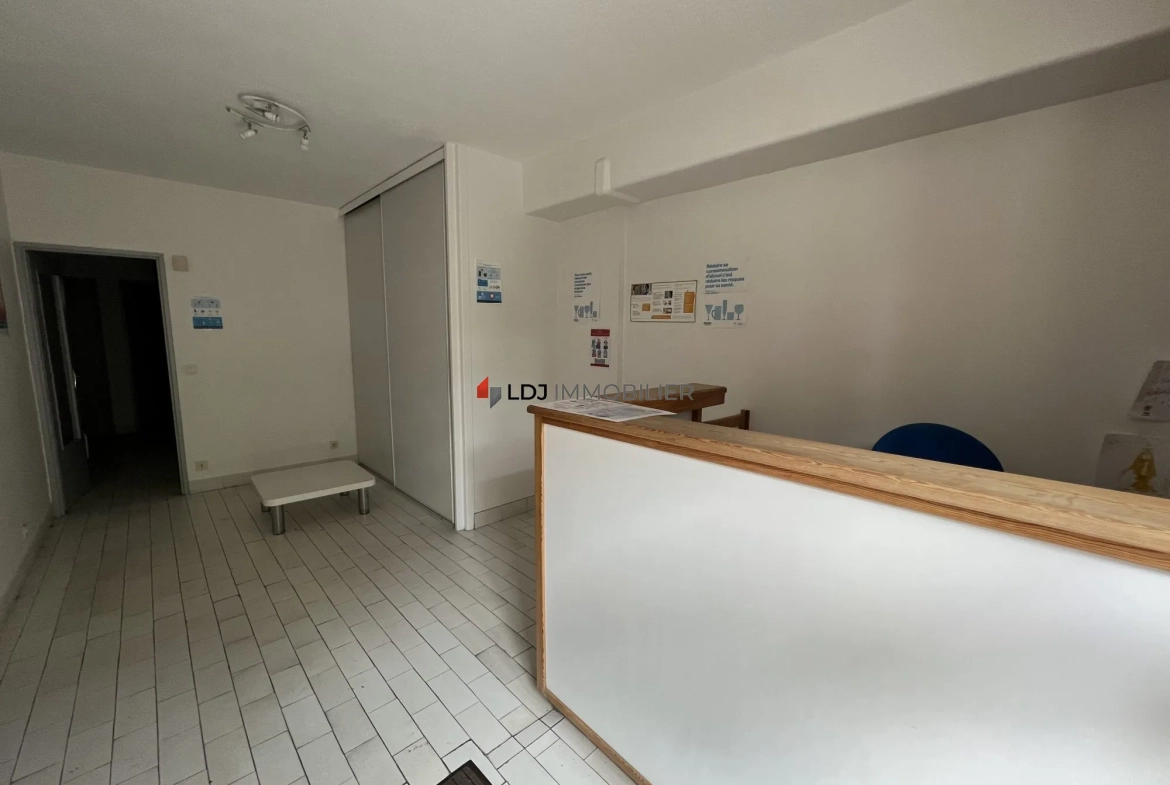 Local commercial à vendre à Amélie-les-Bains dans un emplacement privilégié 