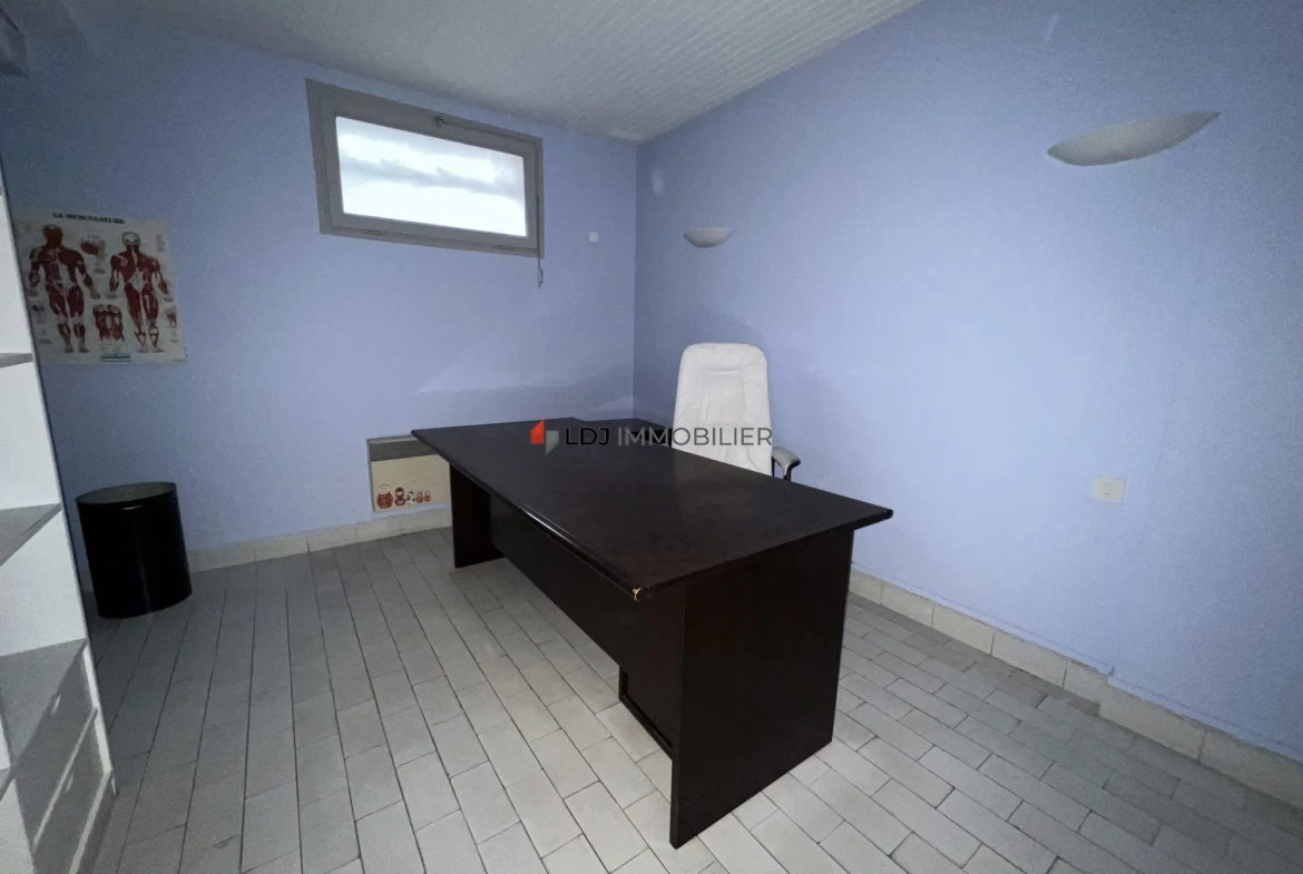Local commercial à vendre à Amélie-les-Bains dans un emplacement privilégié 