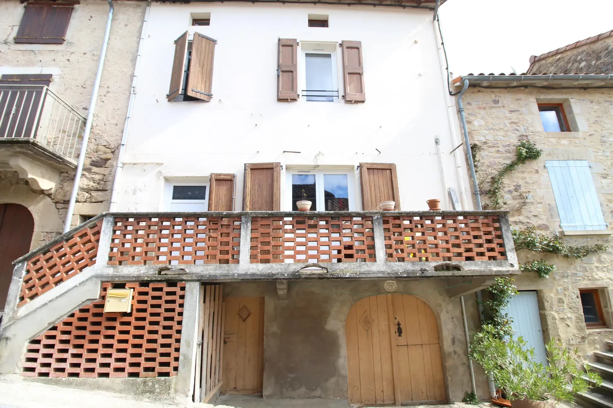 Maison de village de 54 m² avec terrasse et cave à Saint-Félix-de-Sorgues 