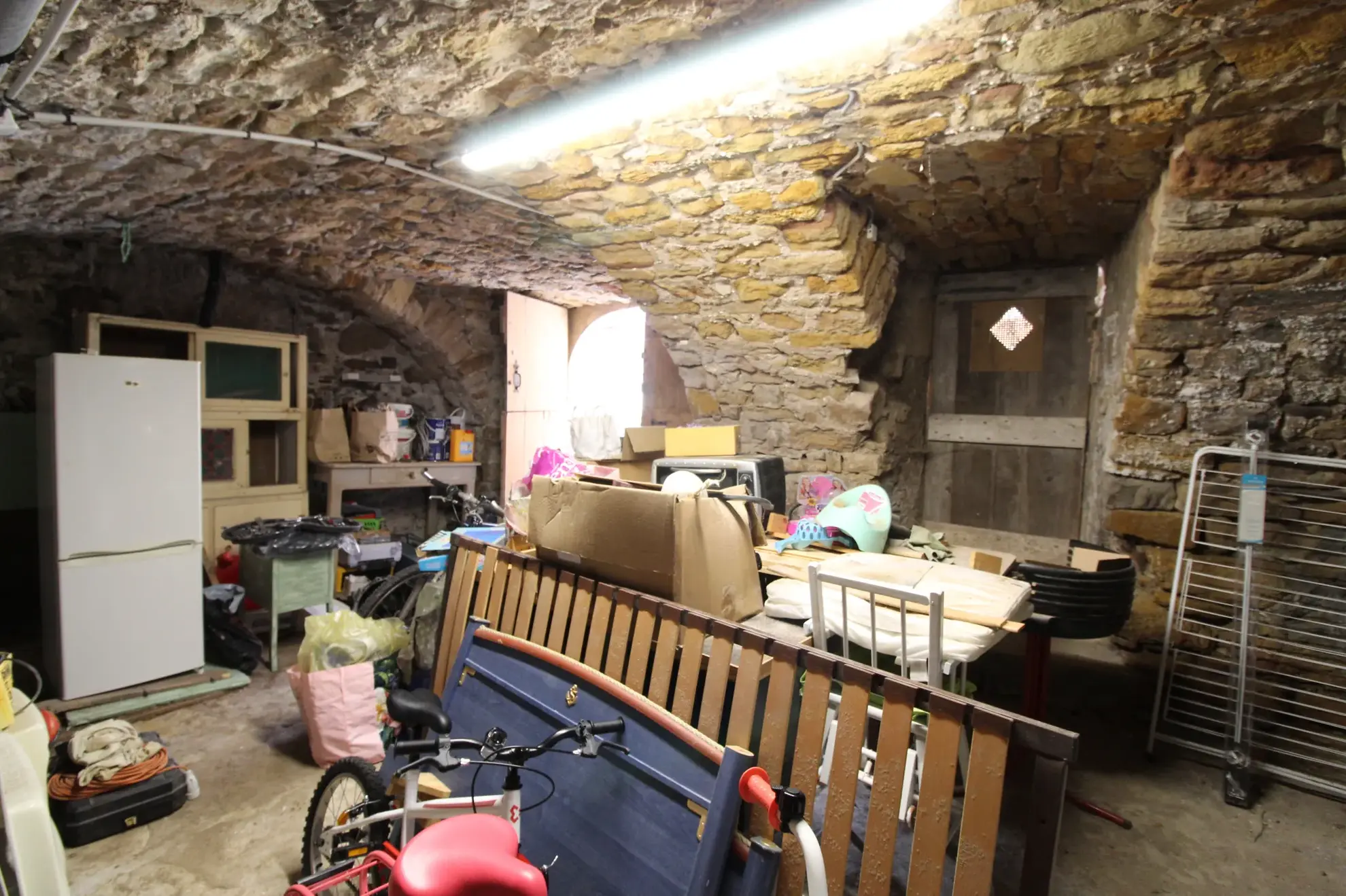 Maison de village de 54 m² avec terrasse et cave à Saint-Félix-de-Sorgues 