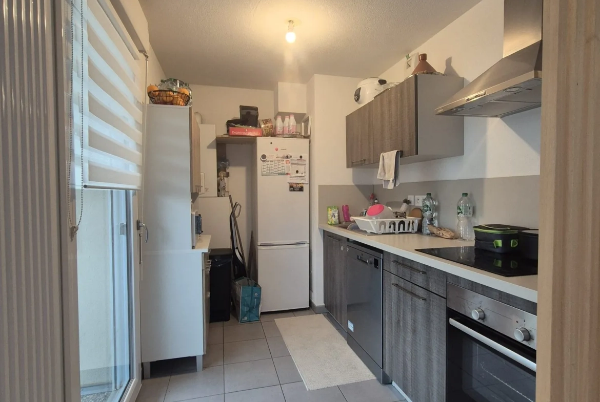 Appartement T3 à vendre à Serre-les-Sapins avec balcon, garage et parking 