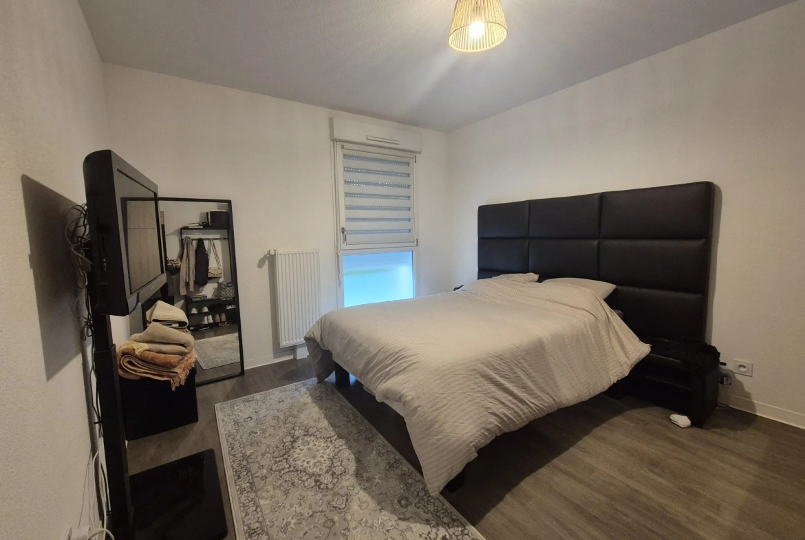 Appartement T3 à vendre à Serre-les-Sapins avec balcon, garage et parking 