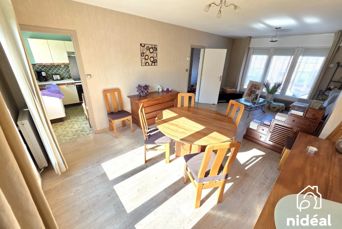 Maison à vendre à Maubeuge - 80 m², jardin et garage dans secteur calme 