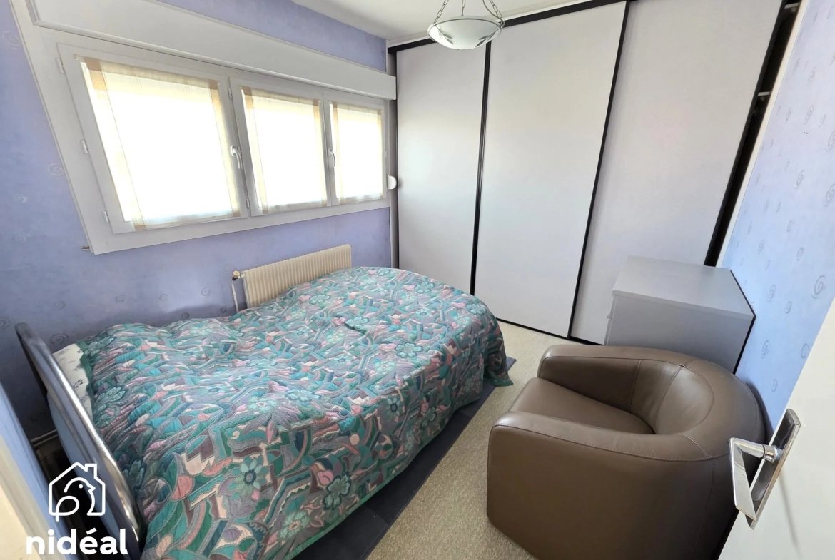 Maison à vendre à Maubeuge - 80 m², jardin et garage dans secteur calme 