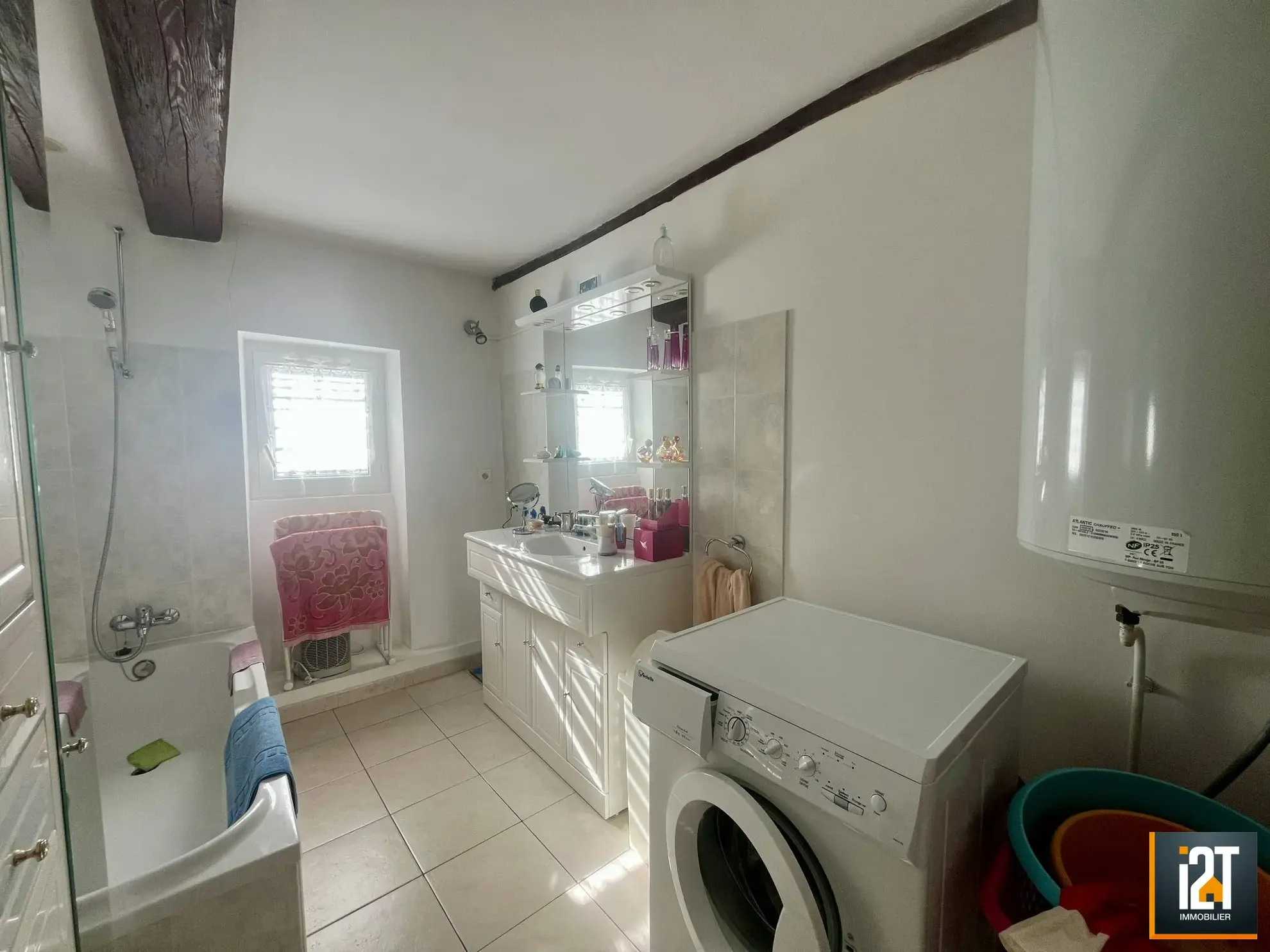 Maison à vendre avec terrasse à Brignon – Grand potentiel d'aménagement 