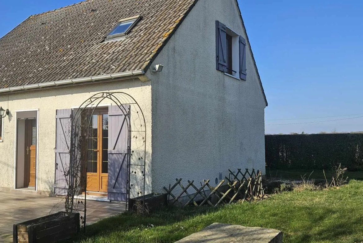 Maison à vendre à Sains Morainvilliers avec grand terrain et dépendances 