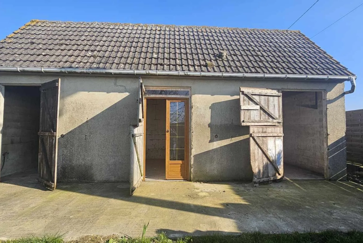 Maison à vendre à Sains Morainvilliers avec grand terrain et dépendances 