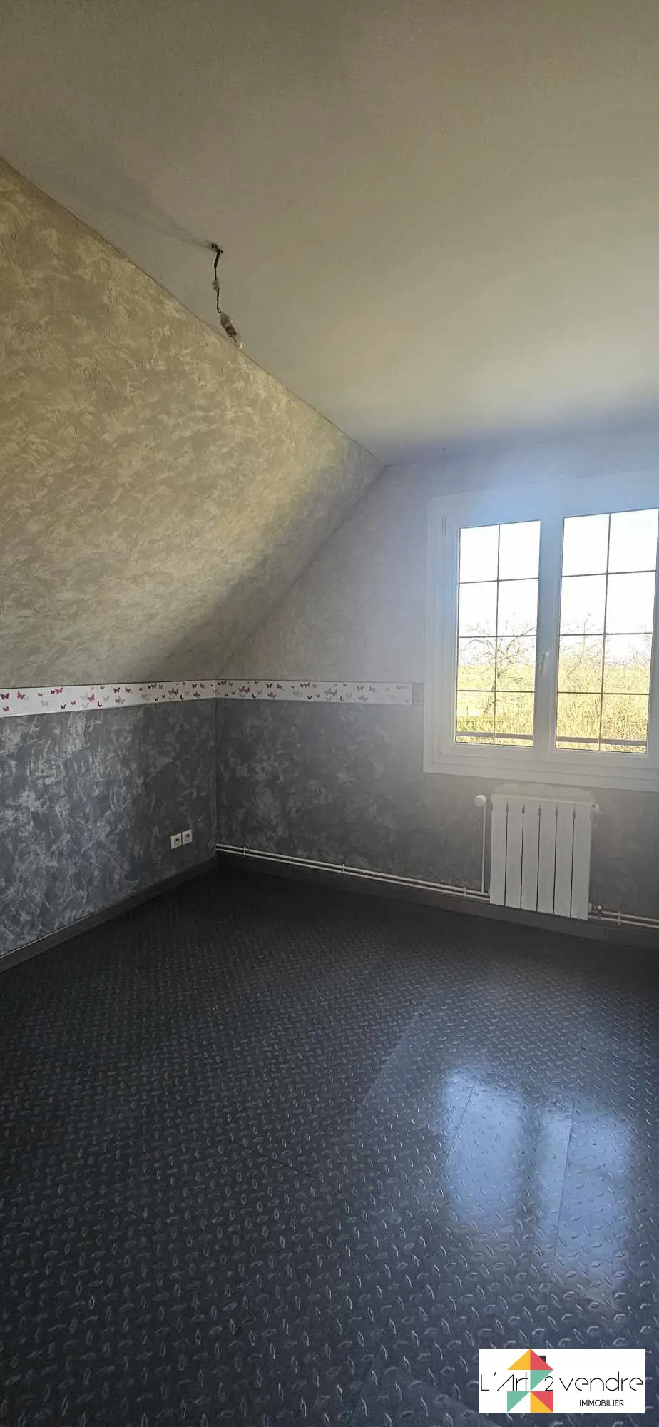 Maison à vendre à Sains Morainvilliers avec grand terrain et dépendances 