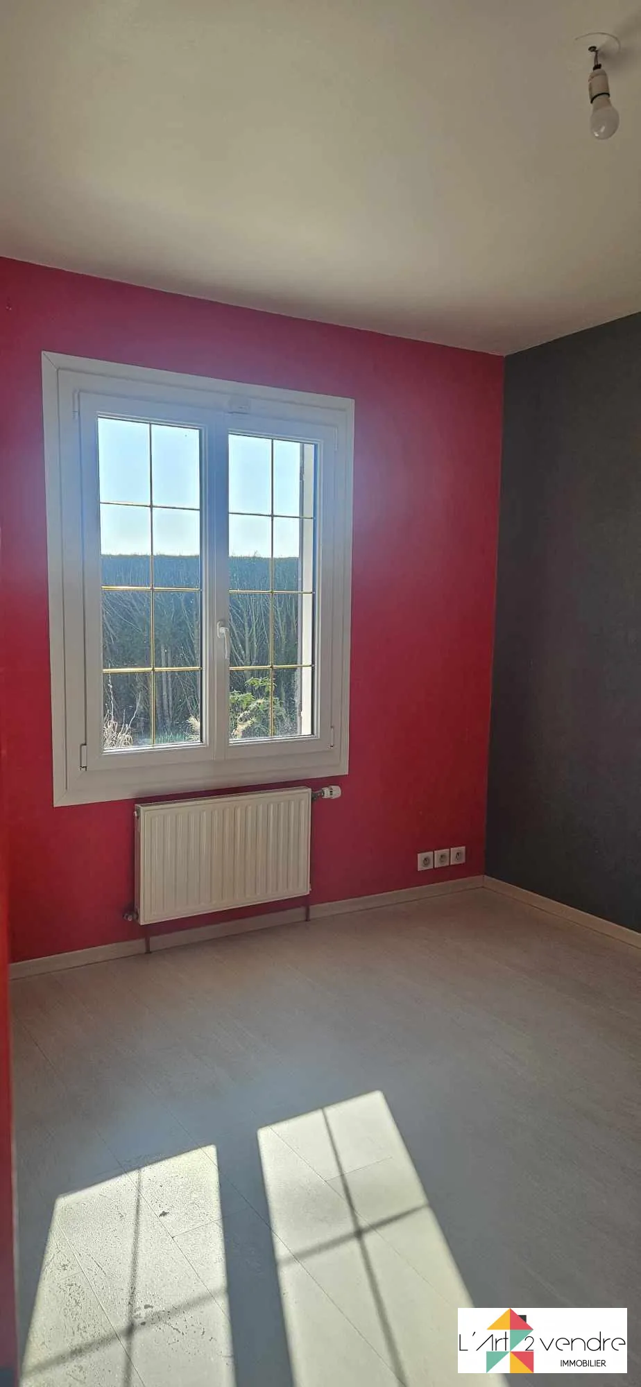 Maison à vendre à Sains Morainvilliers avec grand terrain et dépendances 
