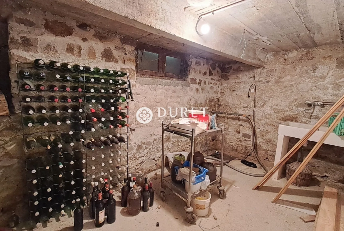 Maison 3 chambres à rénover proche La Roche-sur-Yon avec jardin ensoleillé 