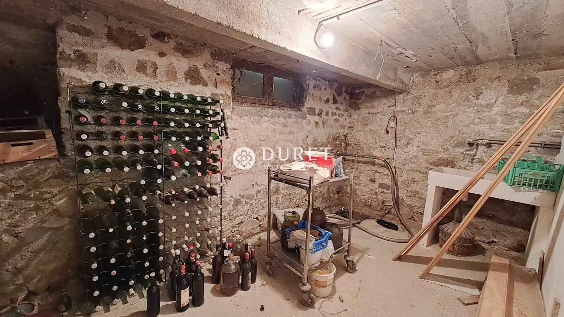 Maison 3 chambres à rénover proche La Roche-sur-Yon avec jardin ensoleillé 