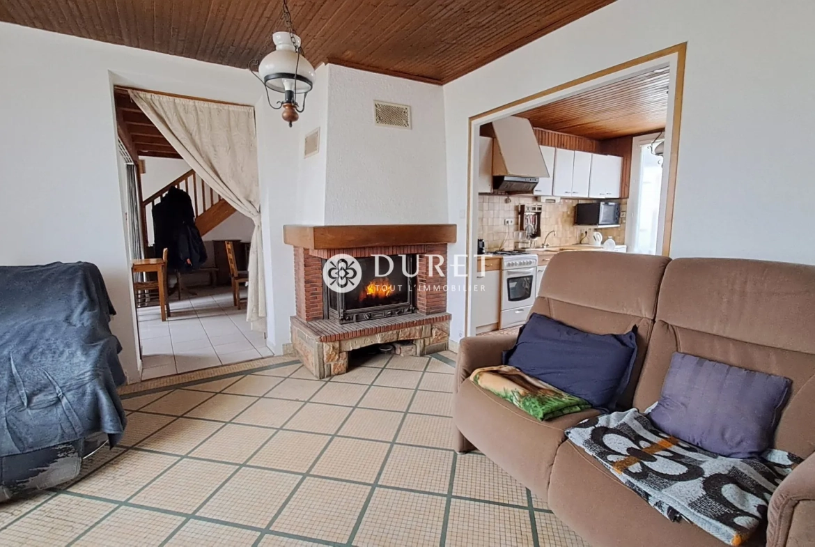 Maison 3 chambres à rénover proche La Roche-sur-Yon avec jardin ensoleillé 