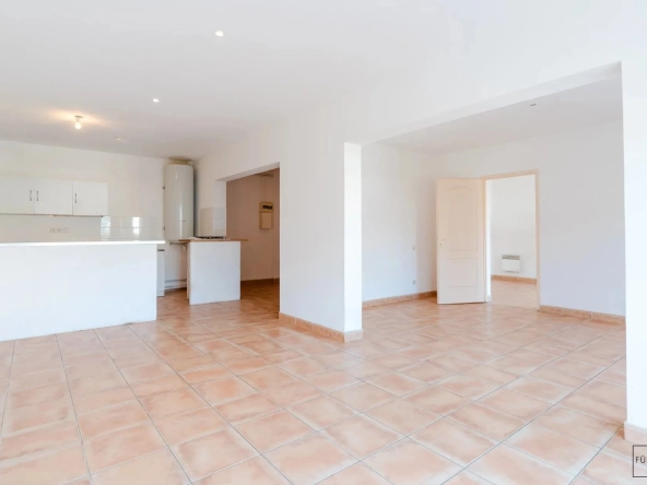 Appartement T2 de 74 m² avec terrasse à Gruissan dans résidence des Chalets