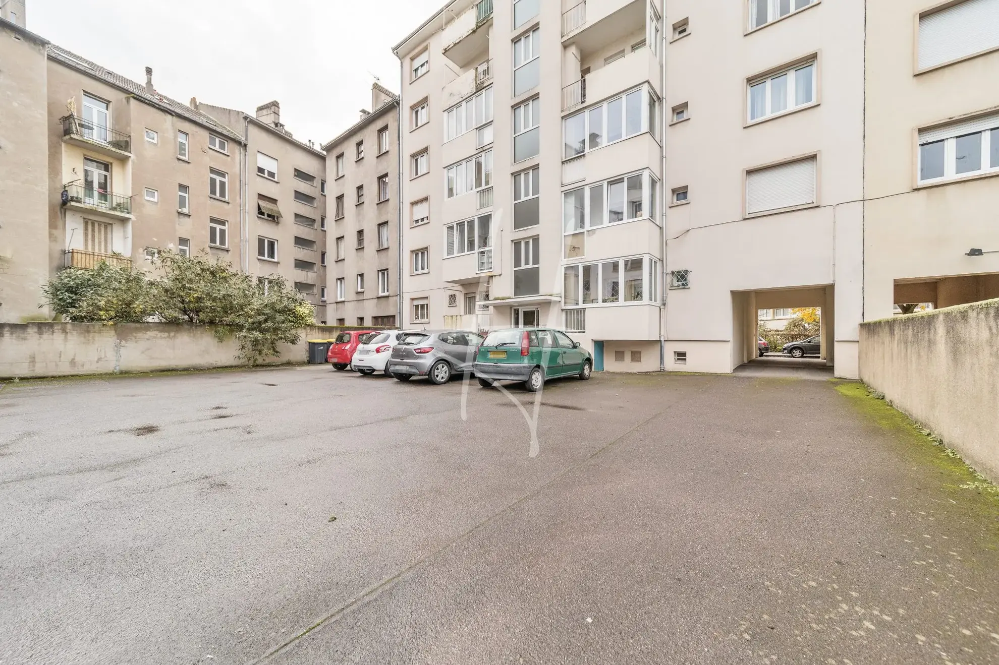 Appartement T4 à Metz, 70 m², proche gare, avec balcon et cave 