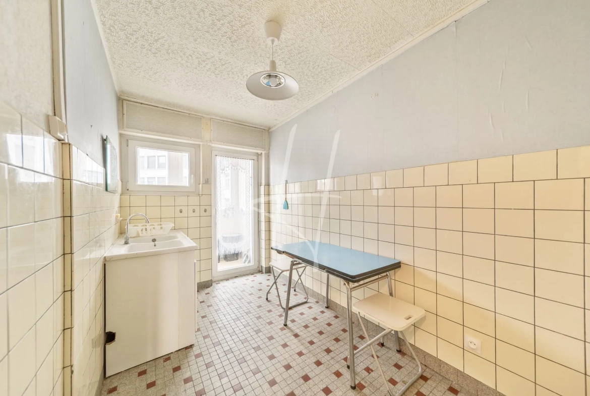 Appartement T4 à Metz, 70 m², proche gare, avec balcon et cave 