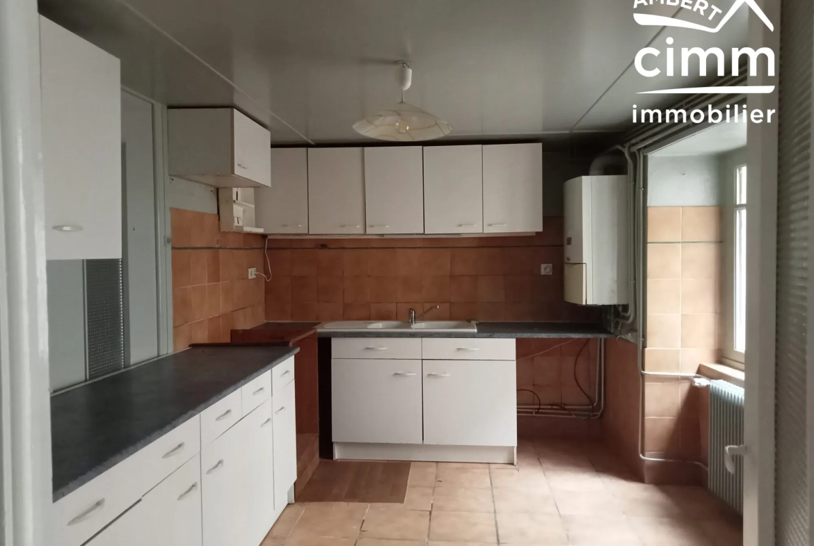 Maison de ville à vendre à Ambert - 110 m² au cœur du Livradois-Forez 