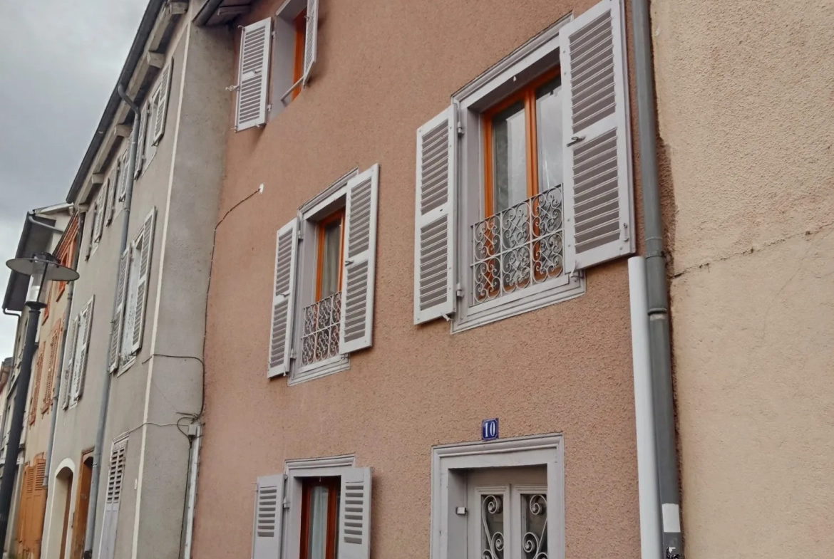 Maison de ville à vendre à Ambert - 110 m² au cœur du Livradois-Forez 
